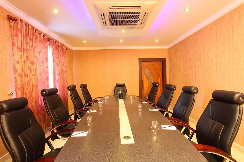 Hotel Sea Palace Kollam Bagian luar foto
